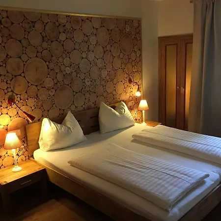 Landgasthof Lenzer 3*