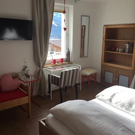 Landgasthof Lenzer Гостевой дом 3*