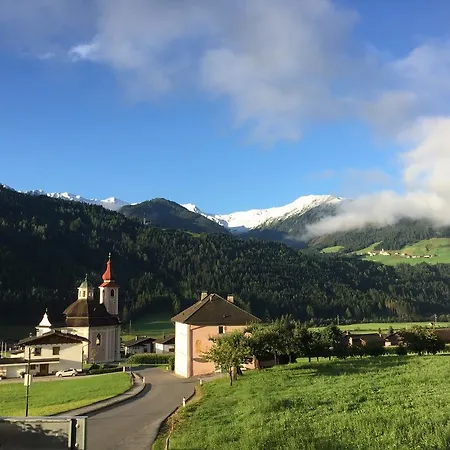 Landgasthof Lenzer Guest house 3*