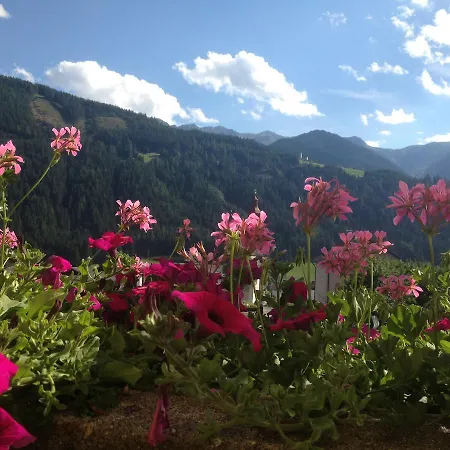 Landgasthof Lenzer Guest house Strassen